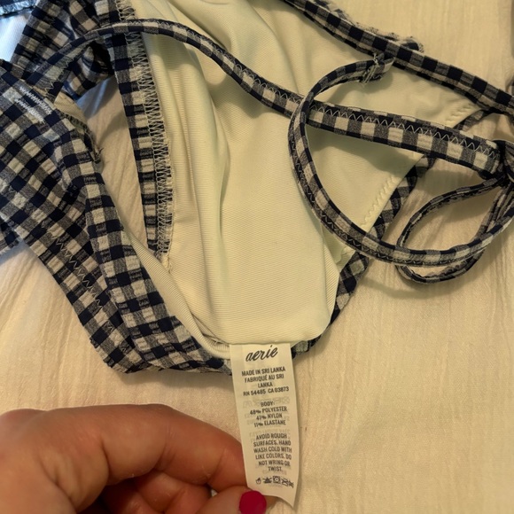 Aerie Scoop Neck Ruffle Tie Gingham Bikini Top, Navy/White, Size Large - Picture 3 of 4